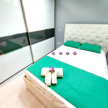 بيت للعطل Elegant 3 Bedrooms, Wifi Free أذيخي