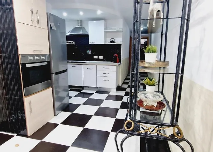 Ferienhaus Elegant 3 Bedrooms, Wifi Free Costa Adeje (Tenerife)