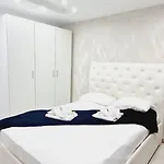 Elegant 3 Bedrooms, Wifi Free Сasa de vacaciones Costa Adeje (Tenerife)